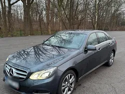 Grau Gebraucht 2017 Mercedes E350 Limousine | 13.400 €