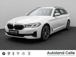 Weiß Gebraucht 2022 BMW 530 Sport Line Kombi | 30.499 € (Superpreis)