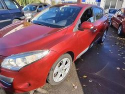 Rot Gebraucht 2009 Renault Mégane III Dynamique Limousine | 3.500 € (Fairer Preis)