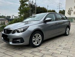 Silber Gebraucht 2020 Peugeot 308 Active Kombi | 8.800 € (Superpreis)