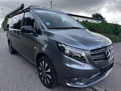 Grau Gebraucht 2024 Mercedes Vito Van / Kleinbus | 58.900 €