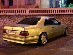 Mercedes E320