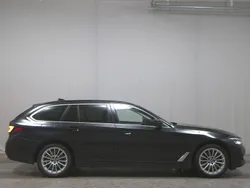 Schwarz Gebraucht 2022 BMW 520 Performance Kombi | 27.980 € (Superpreis)