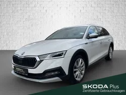 Candyweiss Gebraucht 2021 Skoda Octavia Scout 4x4 Kombi | 25.980 € (Fairer Preis)