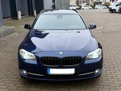 Blau Gebraucht 2010 BMW 525 Comfort Edition Kombi | 6.500 € (Fairer Preis)