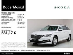 Weiß Gebraucht 2025 Skoda Superb Ambition Kombi | 41.990 €