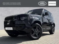 Schwarz (santorini black) Gebraucht 2024 Land Rover Defender SE Dynamic SUV | 74.900 € (Superpreis)