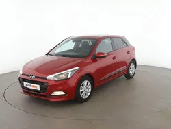 Rot Gebraucht 2017 Hyundai i20 Passion Limousine | 9.760 € (Fairer Preis)