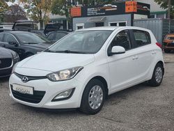 Weiß Gebraucht 2014 Hyundai i20 Kleinwagen | 9.999 € (Fairer Preis)