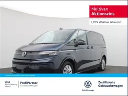Blau Gebraucht 2024 VW Multivan Life Van / Kleinbus | 56.990 € (Fairer Preis)