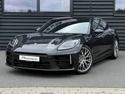 Vulkangraumetallic Gebraucht 2024 Porsche Panamera 4 Chrono Limousine | 134.500 € (Teuer)