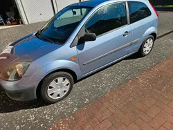 Blau Gebraucht 2005 Ford Fiesta Kleinwagen | 1.050 € (Guter Preis)