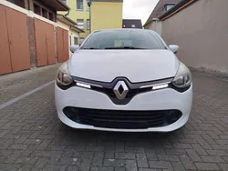 Weiß Gebraucht 2012 Renault Clio IV Limousine | 3.850 € (Fairer Preis)
