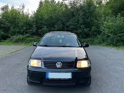 Schwarz Gebraucht 2000 VW Polo Limousine | 1.500 € (Fairer Preis)