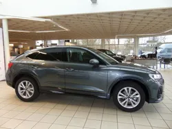 Grau Gebraucht 2024 Audi Q3 Sportback S-Line SUV | 43.990 € (Fairer Preis)