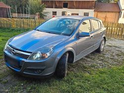 Grau Gebraucht 2004 Opel Astra Limousine | 500 € (Guter Preis)