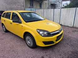 Gelb Gebraucht 2006 Opel Astra Kombi | 1.500 € (Superpreis)