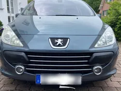 Grau Gebraucht 2007 Peugeot 307 Kombi | 2.990 € (Etwas zu teuer)