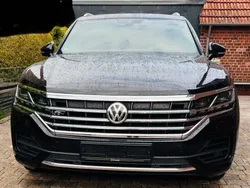 Schwarz Gebraucht 2019 VW Touareg R-line SUV | 48.500 € (Etwas zu teuer)