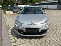 Grau Gebraucht 2011 Renault Mégane GrandTour Dynamique Kombi | 2.500 € (Fairer Preis)