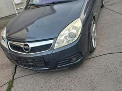 Blau Gebraucht 2006 Opel Vectra Kombi | 2.500 € (Fairer Preis)