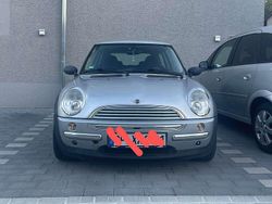 Grau Gebraucht 2004 Mini ONE Kleinwagen | 4.800 € (Fairer Preis)