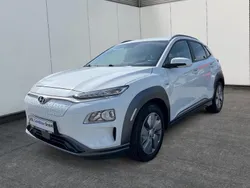 Chalk white Gebraucht 2021 Hyundai Kona Advantage SUV | 19.990 € (Fairer Preis)