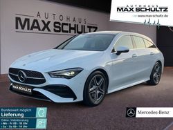 Digitalweiß Gebraucht 2024 Mercedes CLA180 Shooting Brake AMG Kombi | 34.280 €