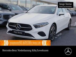 Weiß Gebraucht 2024 Mercedes A200 Advanced Limousine | 27.990 € (Fairer Preis)