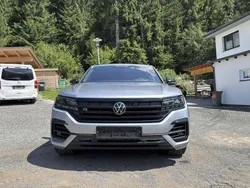 Silber Gebraucht 2020 VW Touareg R SUV | 53.900 € (Fairer Preis)