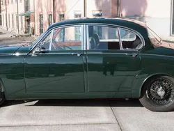 Jaguar MK II