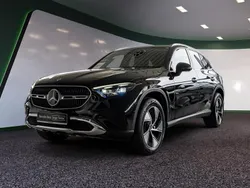 Schwarz / obsidianschwarz (metallic) Gebraucht 2024 Mercedes GLC300e Avantgarde SUV | 58.794 € (Superpreis)