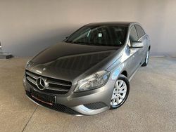 Grau Gebraucht 2013 Mercedes A180 Limousine | 12.499 € (Fairer Preis)
