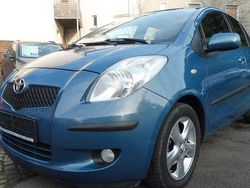 Blau Gebraucht 2007 Toyota Yaris Executive Limousine | 5.850 € (Fairer Preis)