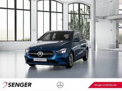 Blau Gebraucht 2024 Mercedes B200 Van / Kleinbus | 31.990 € (Etwas zu teuer)