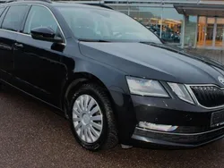 Schwarz Gebraucht 2018 Skoda Octavia Style Kombi | 13.190 € (Fairer Preis)