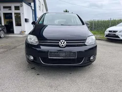 Deep black perleffekt Gebraucht 2011 VW Golf Plus Cross Van / Kleinbus | 2.350 € (Superpreis)