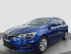 Blau Gebraucht 2022 Renault Mégane GrandTour Intens Kombi | 14.390 € (Guter Preis)