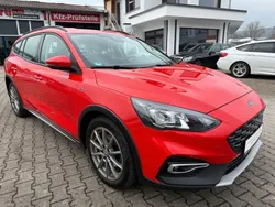Rot Gebraucht 2021 Ford Focus Active Limousine | 10.500 €