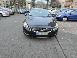 Schwarz Gebraucht 2013 Volvo V60 Summum Kombi | 7.500 € (Fairer Preis)
