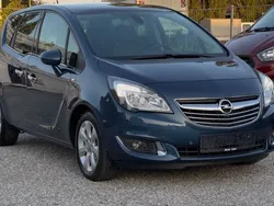 Blau Gebraucht 2016 Opel Meriva Innovation Van / Kleinbus | 9.900 € (Etwas zu teuer)