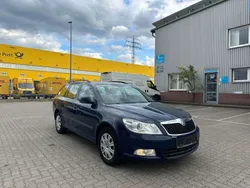 Blau Gebraucht 2012 Skoda Octavia Ambition Kombi | 4.200 € (Superpreis)