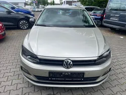 Gold Gebraucht 2018 VW Polo Kleinwagen | 10.599 € (Fairer Preis)