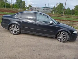 Schwarz Gebraucht 2001 VW Passat Limousine | 1.800 € (Guter Preis)