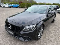 Obsidianschwarz Gebraucht 2016 Mercedes C220 Limousine | 21.990 € (Fairer Preis)