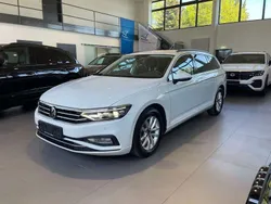 Pure white Gebraucht 2021 VW Passat Business Kombi | 23.999 € (Etwas zu teuer)
