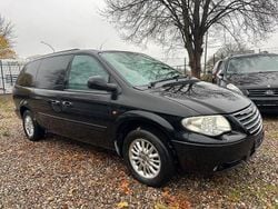 Schwarz Gebraucht 2006 Chrysler Grand Voyager Van / Kleinbus | 1.990 € (Guter Preis)