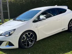 Weiß Gebraucht 2017 Opel Astra OPC Limousine | 17.100 € (Fairer Preis)
