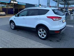 Weiß Gebraucht 2013 Ford Kuga SUV | 12.000 €