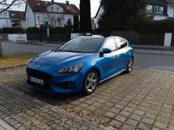 Blau Gebraucht 2019 Ford Focus ST-Line Limousine | 14.900 € (Etwas zu teuer)